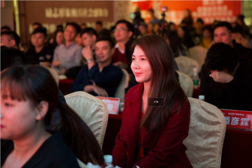 upload_2017-12-11_11-53-48.png upload_2017-12-11_11-53-48.png